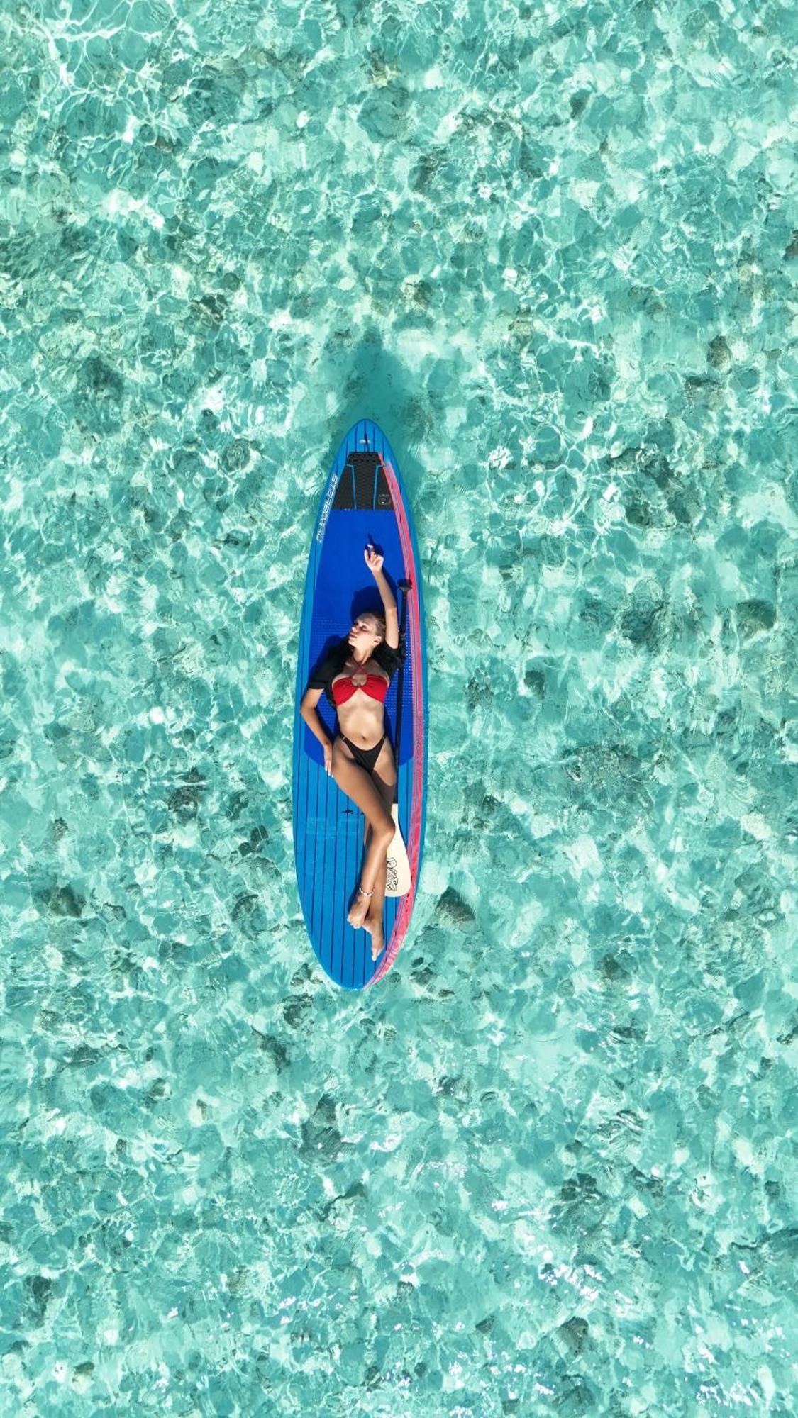Blue Water Thoddoo Inn Bagian luar foto